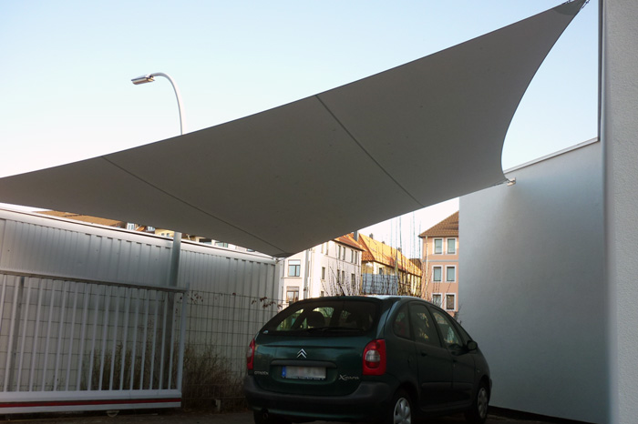 Sonnensegel als Carport