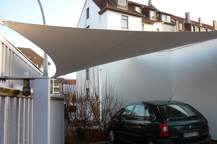 Sonnensegel als Carport