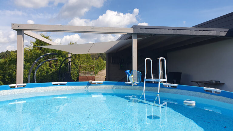 Segel für Pergola als Wetterschutz